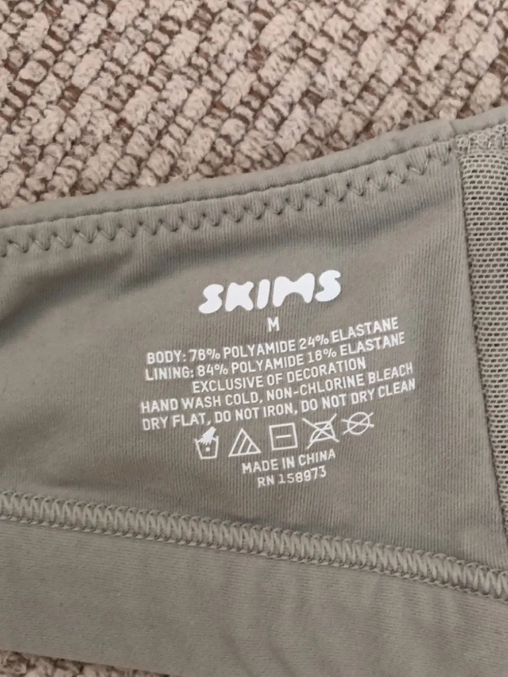 Skims Fits Everybody Triangle Bralette Size M - Picture 5 of 5